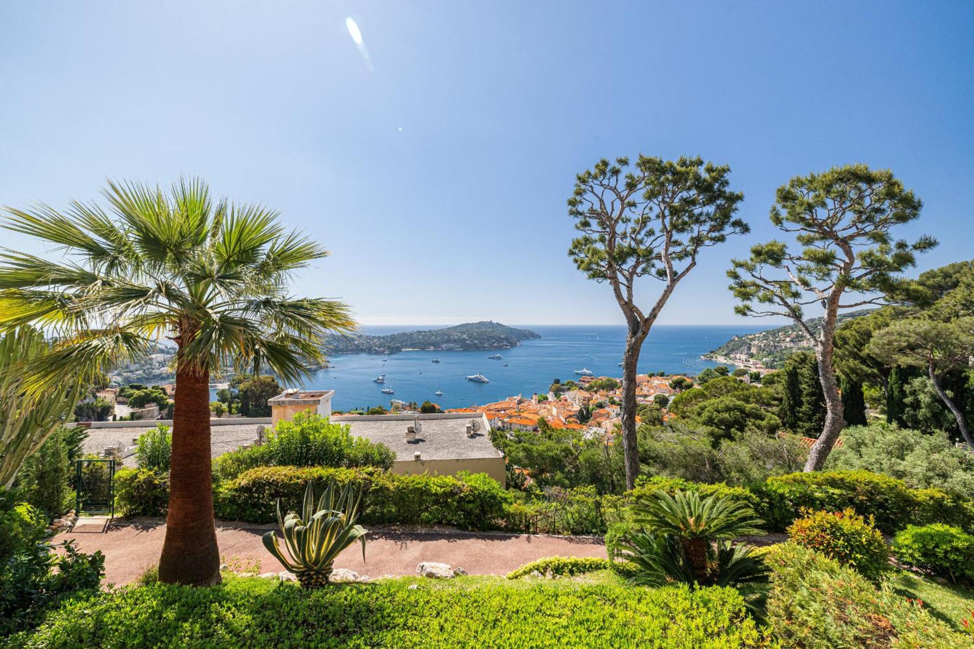 Extraordinary Sea View - 1 Bdr With Ac Lägenhet Villefranche-sur-Mer Exteriör bild