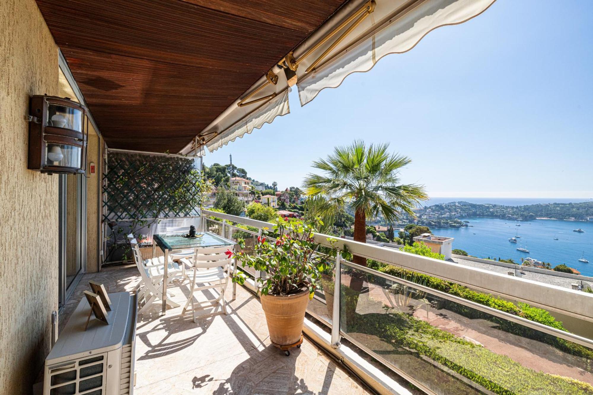 Extraordinary Sea View - 1 Bdr With Ac Lägenhet Villefranche-sur-Mer Exteriör bild