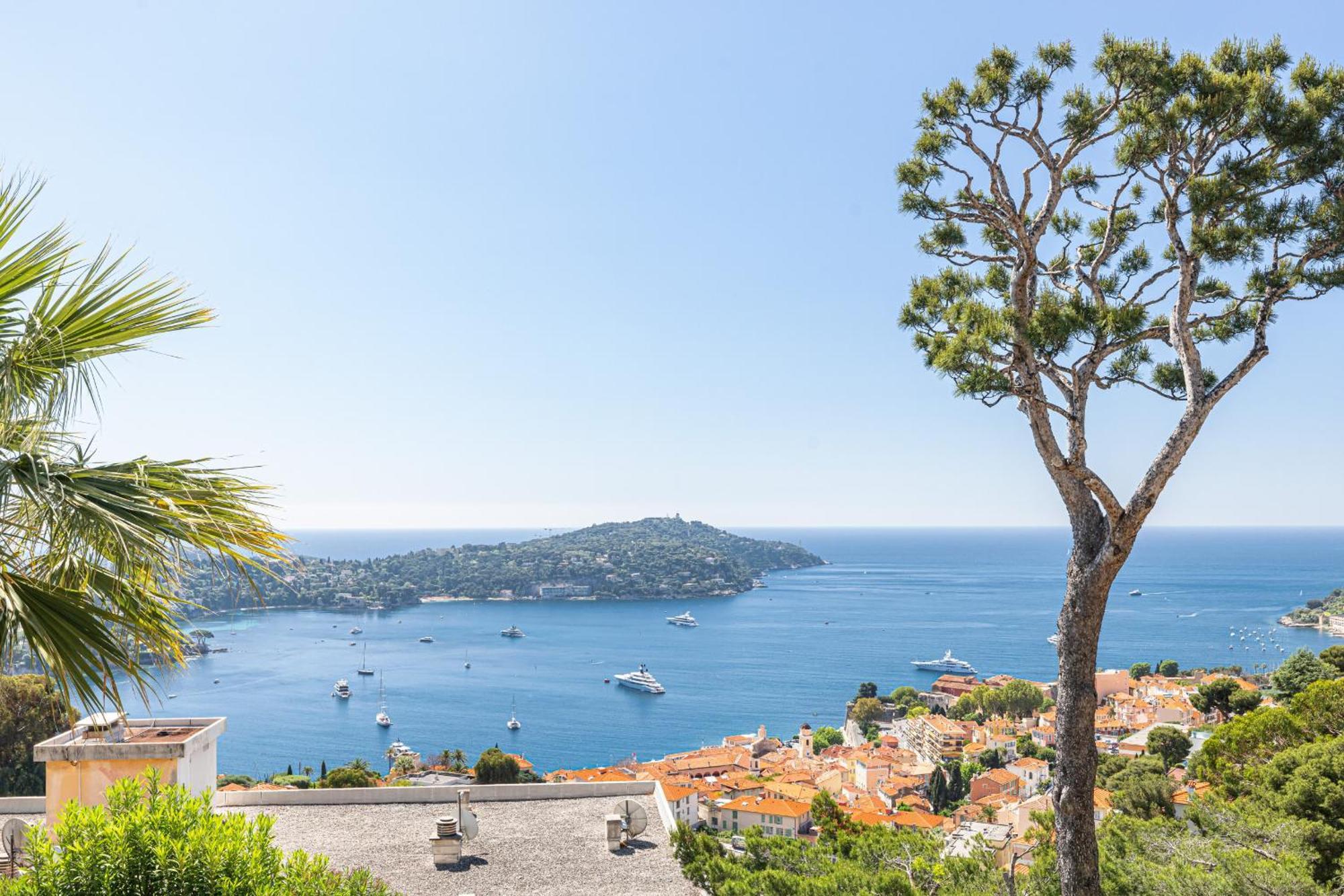 Extraordinary Sea View - 1 Bdr With Ac Lägenhet Villefranche-sur-Mer Exteriör bild