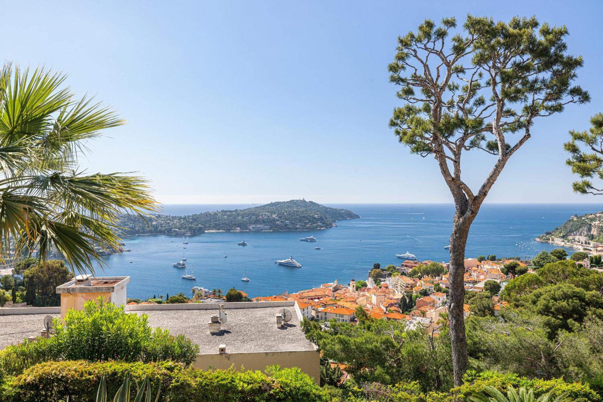 Extraordinary Sea View - 1 Bdr With Ac Lägenhet Villefranche-sur-Mer Exteriör bild