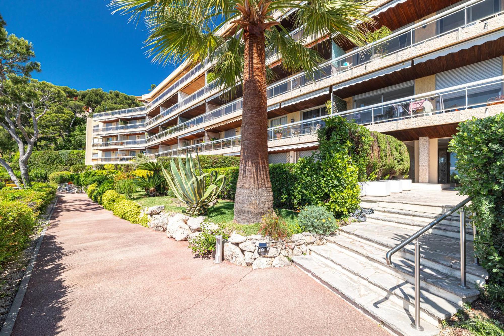 Extraordinary Sea View - 1 Bdr With Ac Lägenhet Villefranche-sur-Mer Exteriör bild