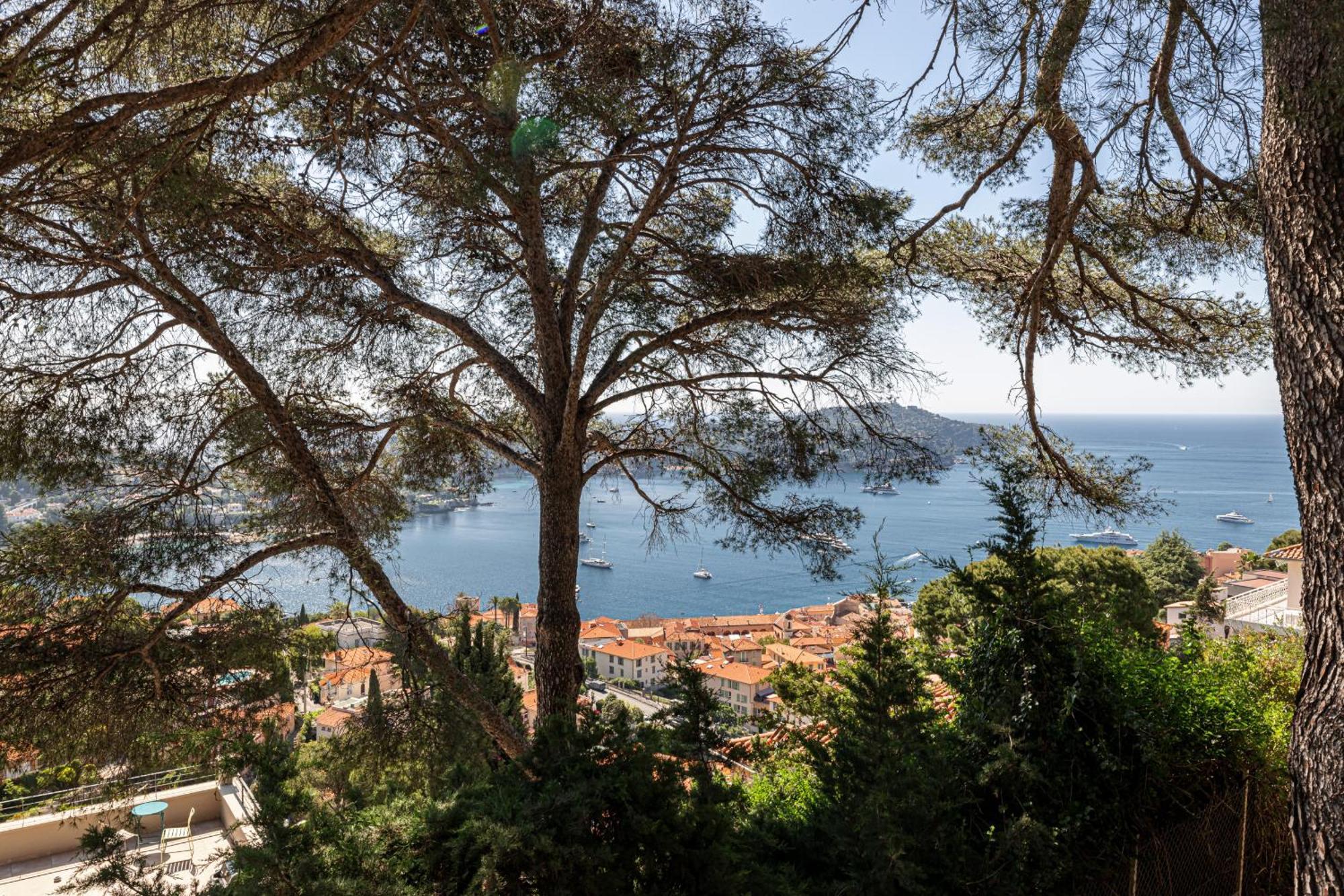 Extraordinary Sea View - 1 Bdr With Ac Lägenhet Villefranche-sur-Mer Exteriör bild
