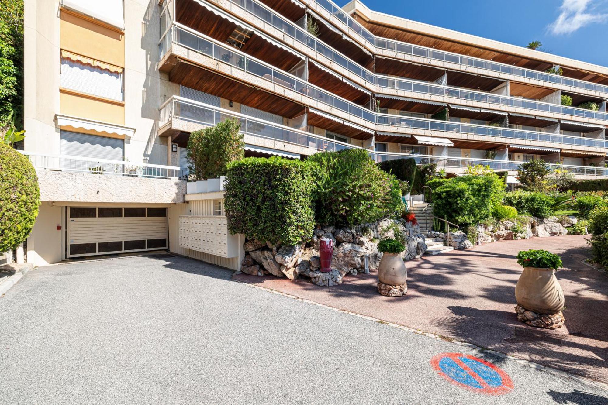 Extraordinary Sea View - 1 Bdr With Ac Lägenhet Villefranche-sur-Mer Exteriör bild